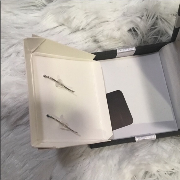 Snowflake Jewelry set Sterling Silver Cubic Zirconia gift boxed - Picture 4 of 9